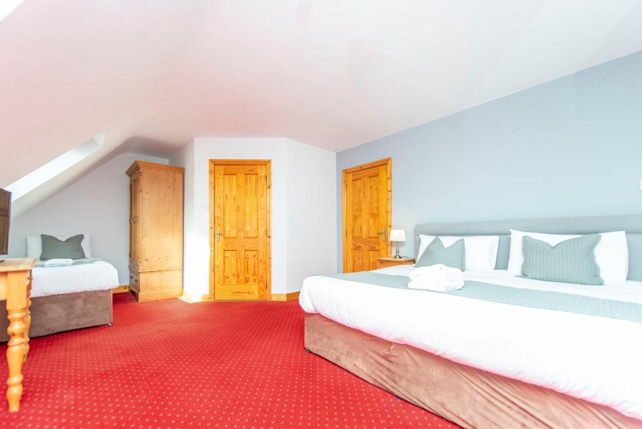 Dingle Marina Lodge Dış mekan fotoğraf