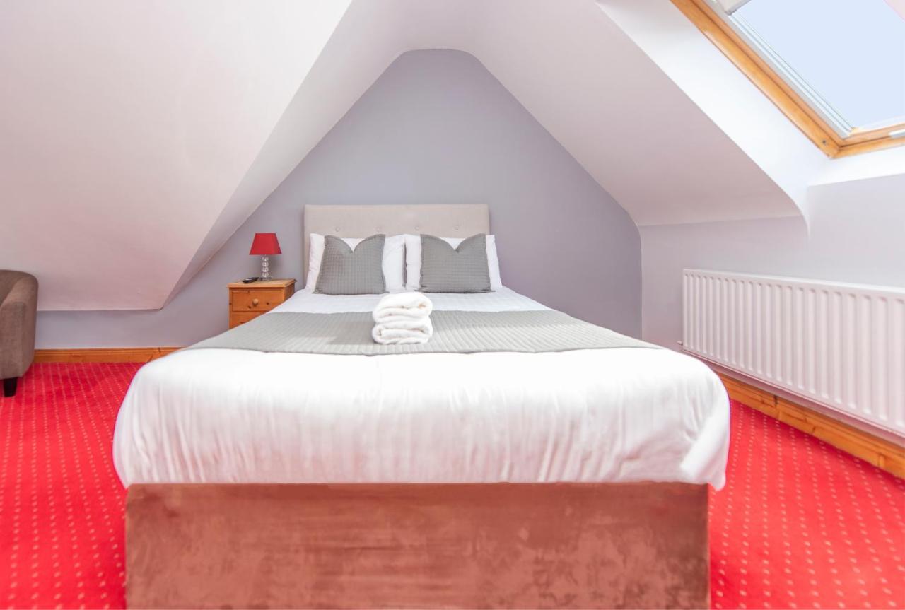 Dingle Marina Lodge Dış mekan fotoğraf