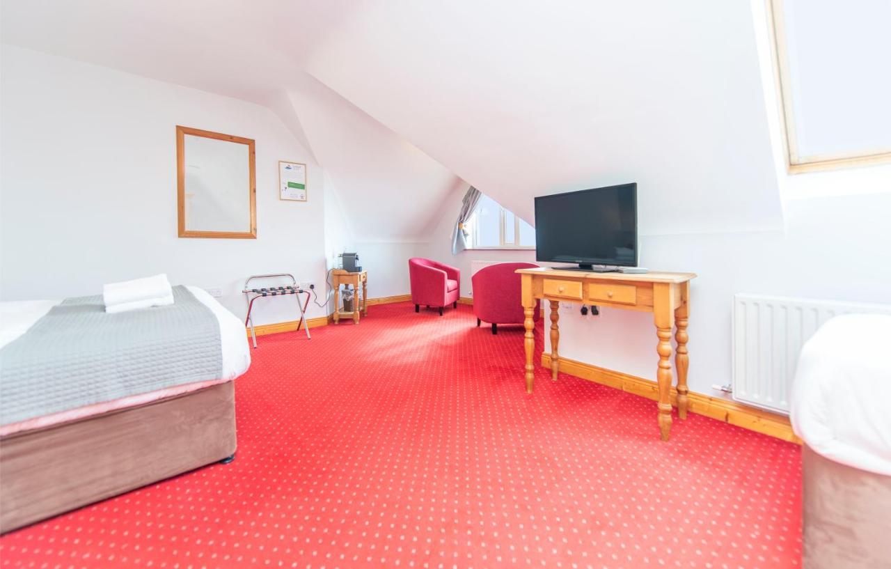 Dingle Marina Lodge Dış mekan fotoğraf