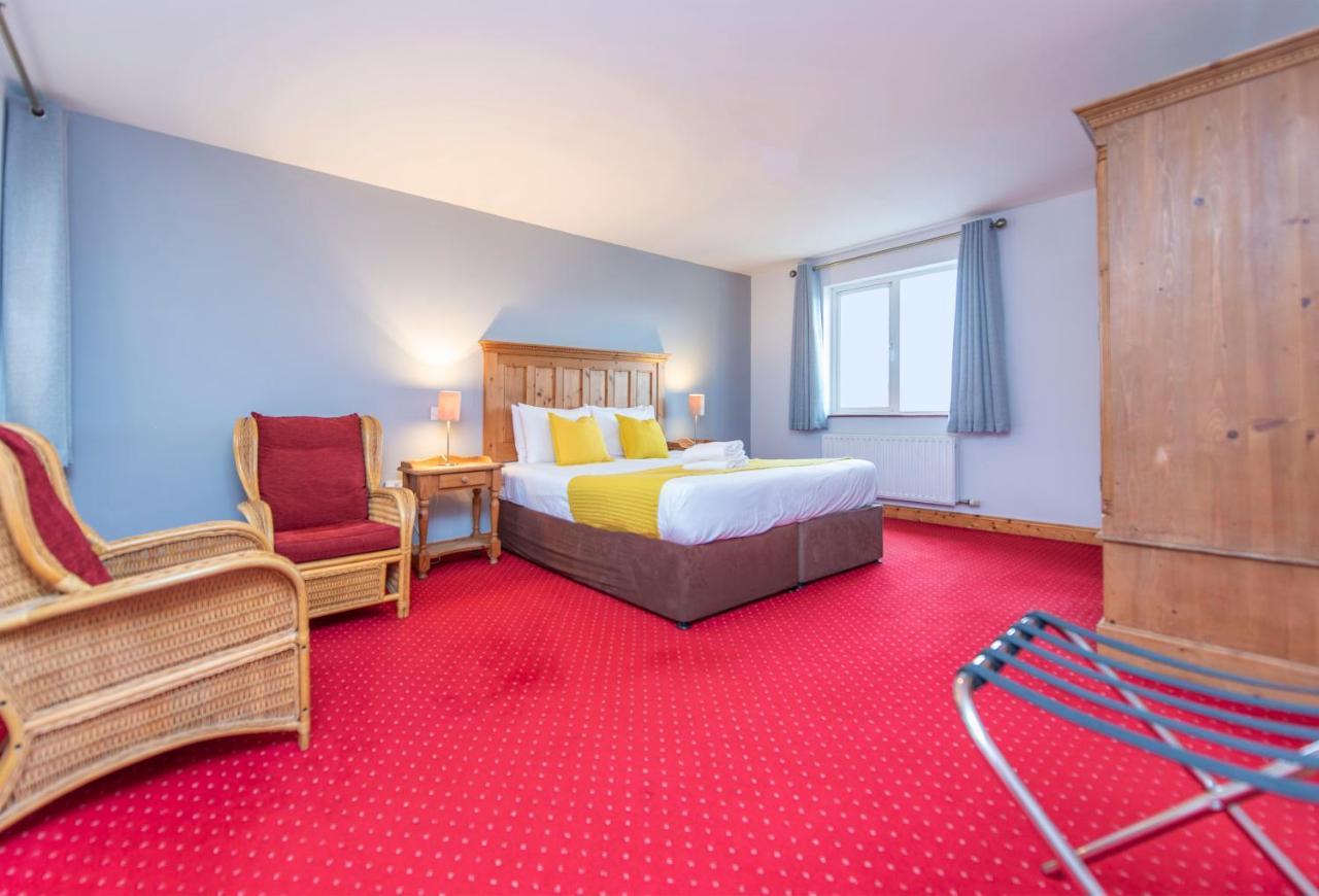 Dingle Marina Lodge Dış mekan fotoğraf